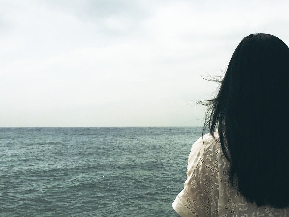 Bathing in the ocean is a delightful way to break a curse.